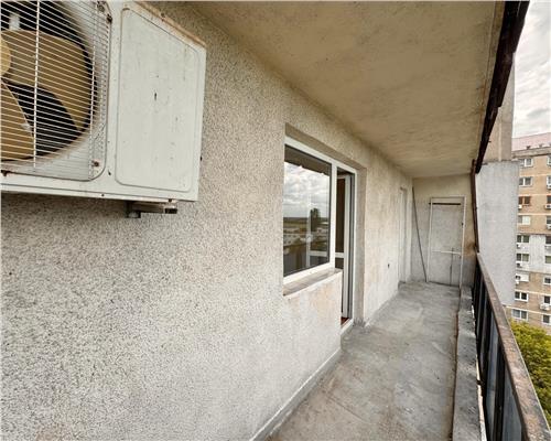 Vanzare apartament 3 camere decomandat, zona Vest, Ploiesti