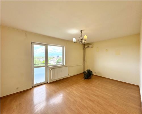 Vanzare apartament 3 camere decomandat, zona Vest, Ploiesti