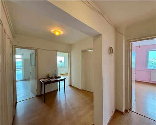 Vanzare apartament 3 camere decomandat, zona Vest, Ploiesti