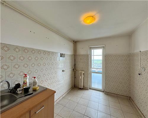 Vanzare apartament 3 camere decomandat, zona Vest, Ploiesti