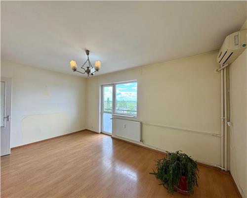 Vanzare apartament 3 camere decomandat, zona Vest, Ploiesti