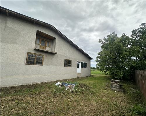 Casa de vanzare, 5 camere, teren generos, Pietrosani, Prahova