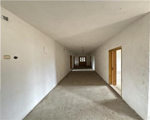 Casa de vanzare, 5 camere, teren generos, Pietrosani, Prahova