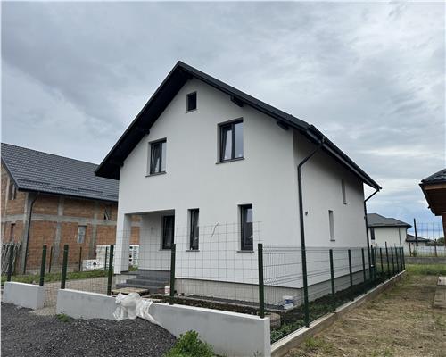 Casa de vanzare, 4 camere, Strejnicu, Prahova, la cheie