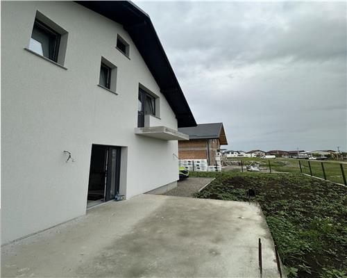 Casa de vanzare, 4 camere, Strejnicu, Prahova, la cheie