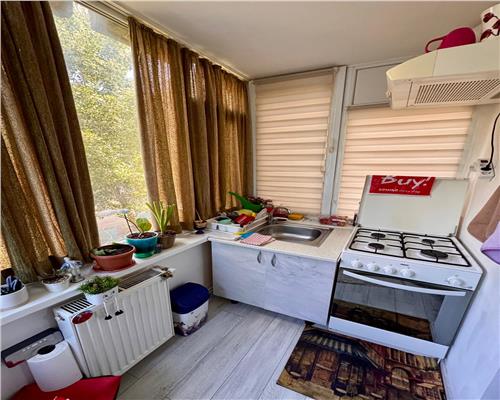 Apartament 2 camere, mobilat si utilat, in Ploiesti, zona Mihai Bravu.