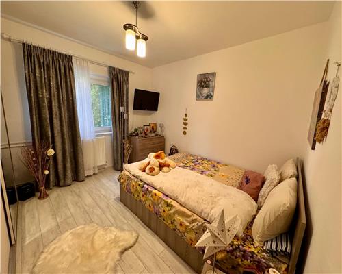Apartament 2 camere, mobilat si utilat, in Ploiesti, zona Mihai Bravu.