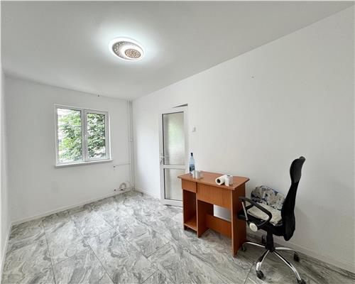 Vanzare apartament 2 camere nedecomandat, zona Mihai Bravu, Ploiesti