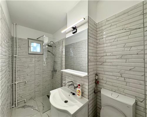 Vanzare apartament 2 camere nedecomandat, zona Mihai Bravu, Ploiesti