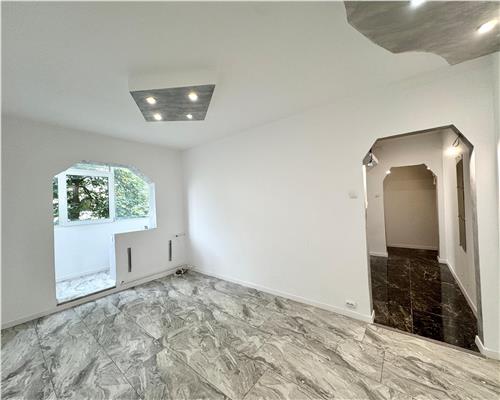 Vanzare apartament 2 camere nedecomandat, zona Mihai Bravu, Ploiesti