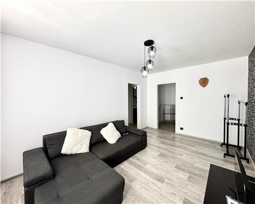 Inchiriere apartament 2 camere, decomandat, zona Nord, Ploiesti.