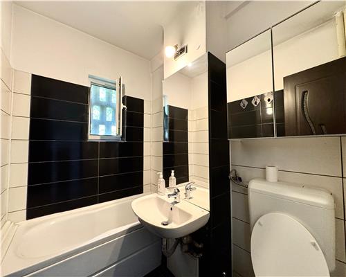 Inchiriere apartament 2 camere, decomandat, zona Nord, Ploiesti.