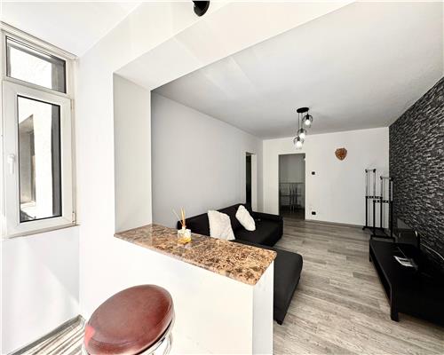 Inchiriere apartament 2 camere, decomandat, zona Nord, Ploiesti.