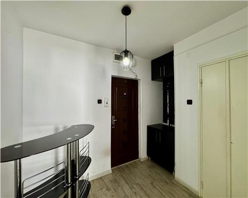 Inchiriere apartament 2 camere, decomandat, zona Nord, Ploiesti.