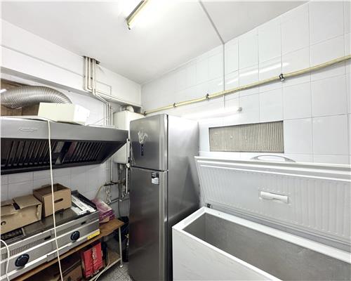 Sala evenimente si pensiune, centru Urlati, Prahova
