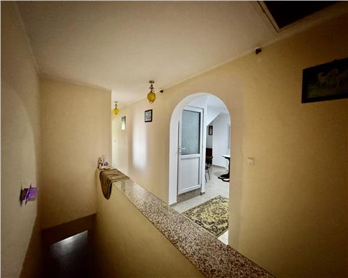 Sala evenimente si pensiune, centru Urlati, Prahova
