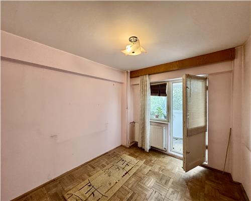 Vanzare apartament 3 camere, confort 1A, decomandat, zona ultracentrala, Ploiesti.