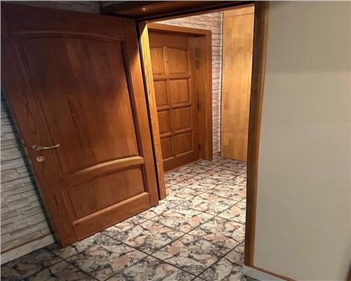 Vanzare apartament 3 camere, confort 1A, decomandat, ultracentral, Ploiesti