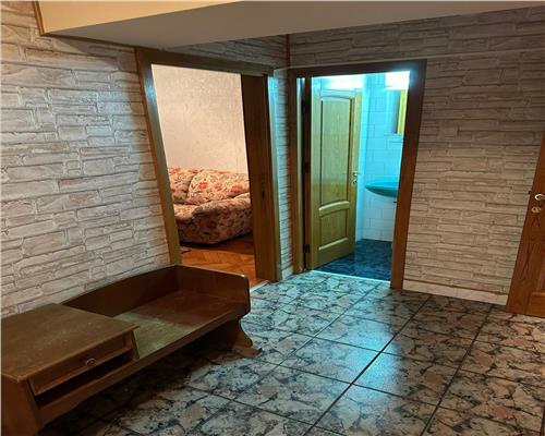 Vanzare apartament 3 camere, confort 1A, decomandat, ultracentral, Ploiesti