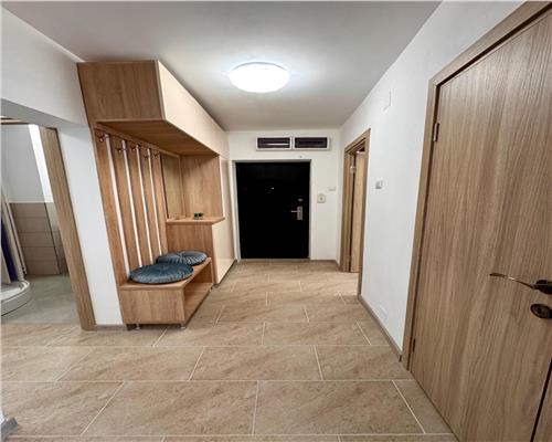 Apartament 3 camere, parcare proprie si centrala proprie, Ploiesti, ultracentral