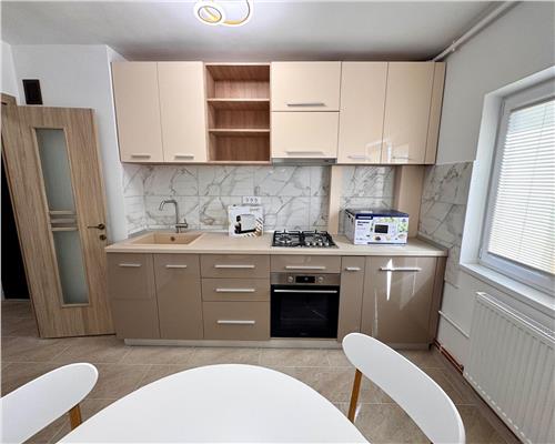 Apartament 3 camere, parcare proprie si centrala proprie, Ploiesti, ultracentral