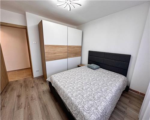 Apartament 3 camere, parcare proprie si centrala proprie, Ploiesti, ultracentral