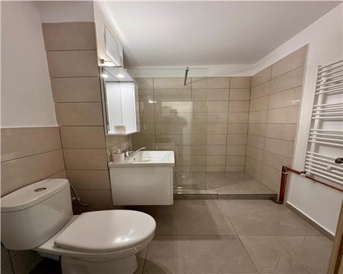 Apartament 3 camere, parcare proprie si centrala proprie, Ploiesti, ultracentral