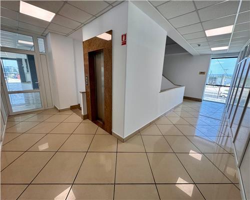 Spatiu comercial cu parcare privata, in Ploiesti, Dn1B Bucov.