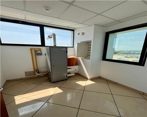 Spatiu comercial cu parcare privata, in Ploiesti, Dn1B Bucov.
