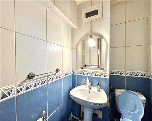 Vanzare apartament 3 camere, centrala termica, ultracentral, Ploiesti