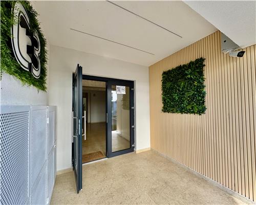 Inchiriere apartament 3 camere de lux, prima inchiriere, centrala termica, zona Nord, Ploiesti.