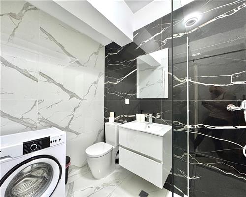 Inchiriere apartament 3 camere de lux, prima inchiriere, centrala termica, zona Nord, Ploiesti.
