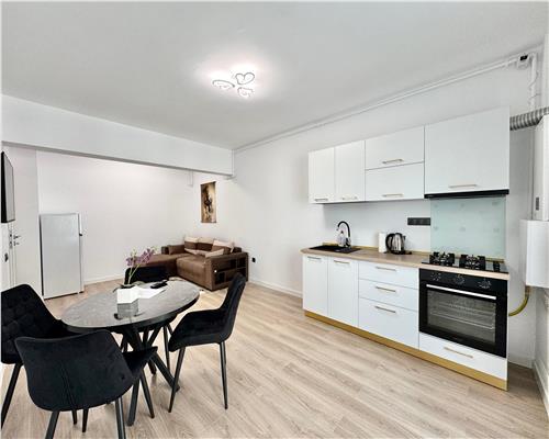 Inchiriere apartament 2camere de lux, prima inchiriere, centrala termica, zona Nord, Ploiesti.
