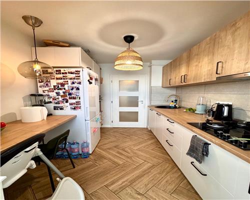Apartament 3 camere, mobilat si utilat, in Ploiesti, zona 9 Mai.