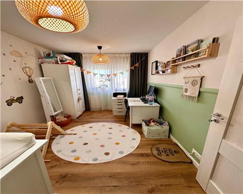 Apartament 3 camere, mobilat si utilat, in Ploiesti, zona 9 Mai.