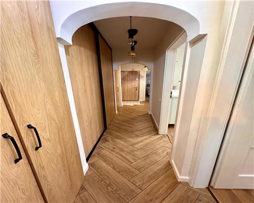 Apartament 3 camere, mobilat si utilat, in Ploiesti, zona 9 Mai.