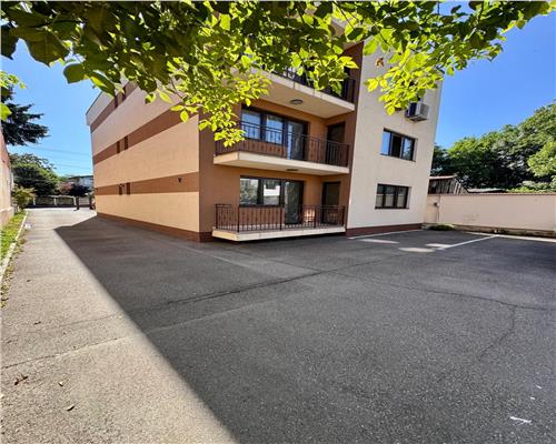 Apartament 3 camere, bloc 2017, in Ploiesti, zona Bd. Castanilor.