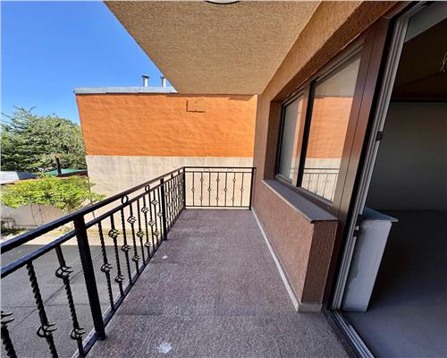 Apartament 3 camere, bloc 2017, in Ploiesti, zona Bd. Castanilor.