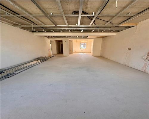 Apartament 3 camere, bloc 2017, in Ploiesti, zona Bd. Castanilor.