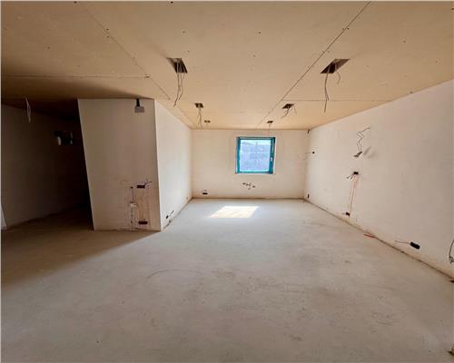 Apartament 3 camere, bloc 2017, in Ploiesti, zona Bd. Castanilor.