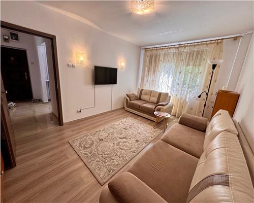 Apartament 3 camere, mobilat si utilat, in Ploiesti, Bd. Castanilor.