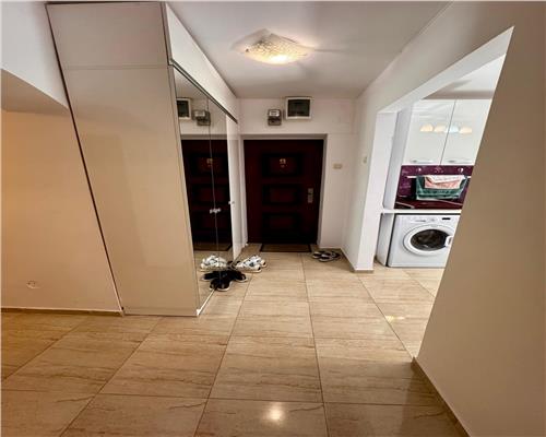 Apartament 3 camere, mobilat si utilat, in Ploiesti, Bd. Castanilor.
