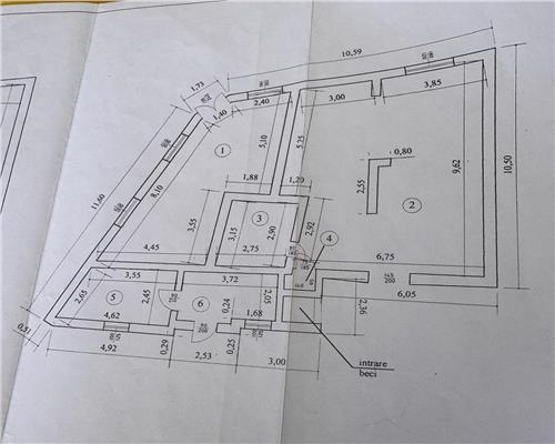 Teren si spatiu comercial, in Ploiesti, zona centrala.