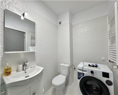 Inchiriere apartament 2 camere, partial mobilat utilat, White Tower Sud, Ploiesti.