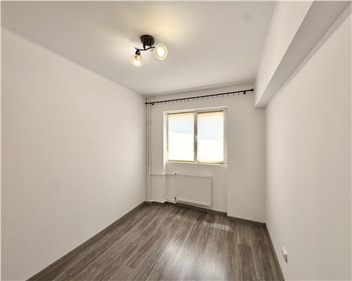 Apartament 3 camere, decomandat, renovat, Republicii, Ploiesti