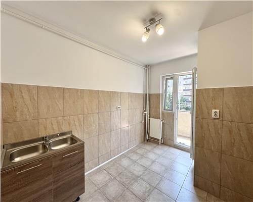 Apartament 3 camere, decomandat, renovat, Republicii, Ploiesti
