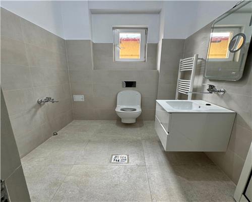 Inchiriere casa 7 camere, zona AFI Palace centru, Ploiesti