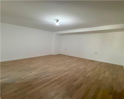 Apartament 3 camere, in Ploiesti, zona Parcul Mihai Viteazul.