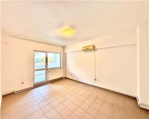 Vanzare apartament 3 camere, decomandat, centrala termica, ultracentral, Ploiesti