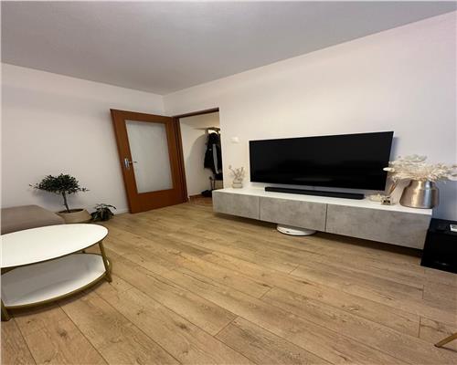 Inchiriere apartament 2camere nedecomandat, Ploiesti, zona Vest.